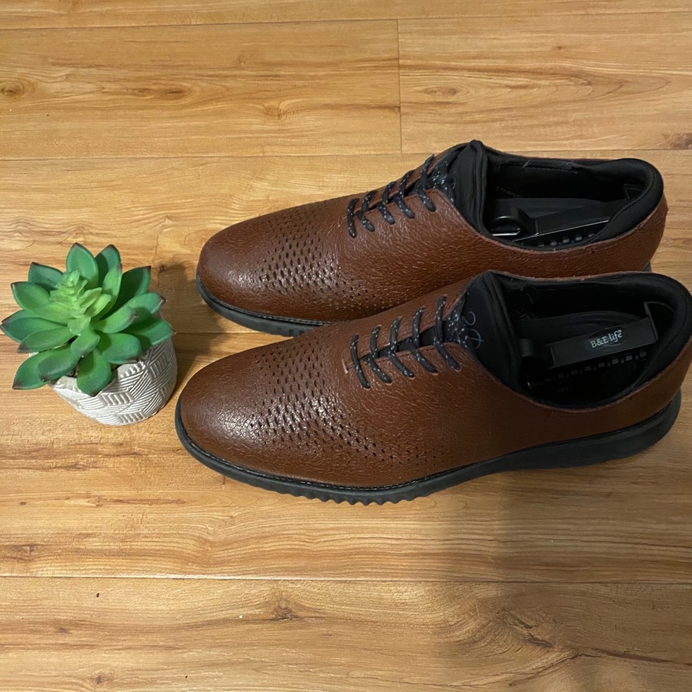 Cole Haan shoes - Picture 2 of 3